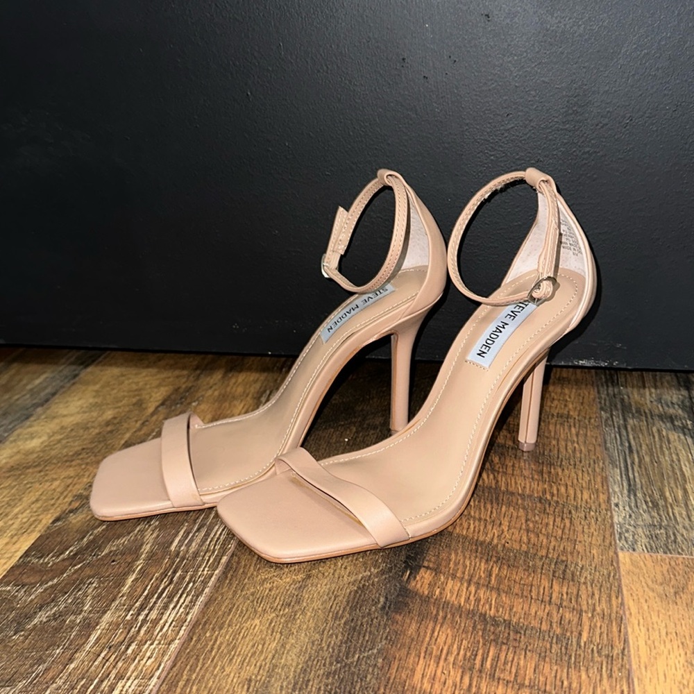 Steve Madden Shaye Tan Leather Heel